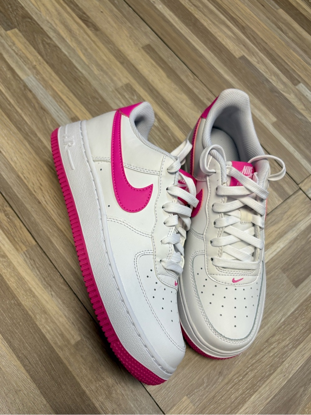 Nike Air Force 1 - pink & white